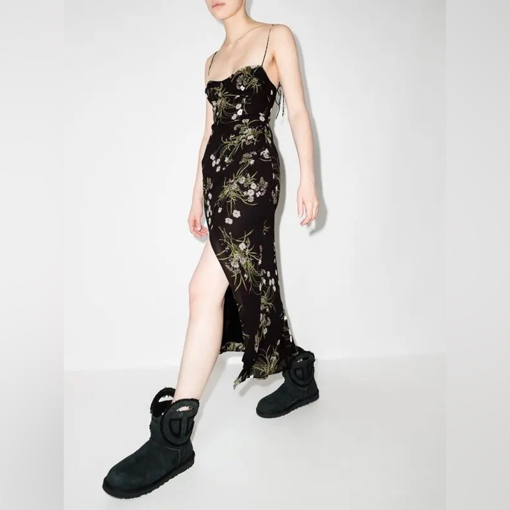 Reformation Kourtney dress - Picture 2 of 11